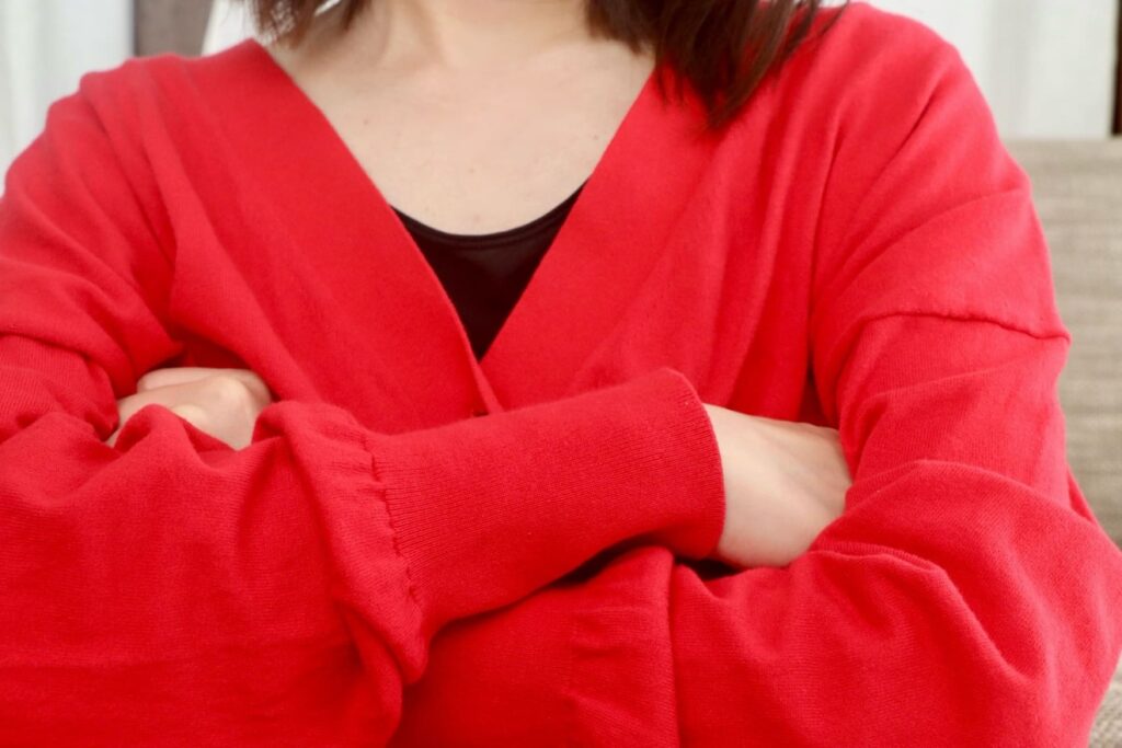 ミニマリストはカーディガンがいらないのか考察