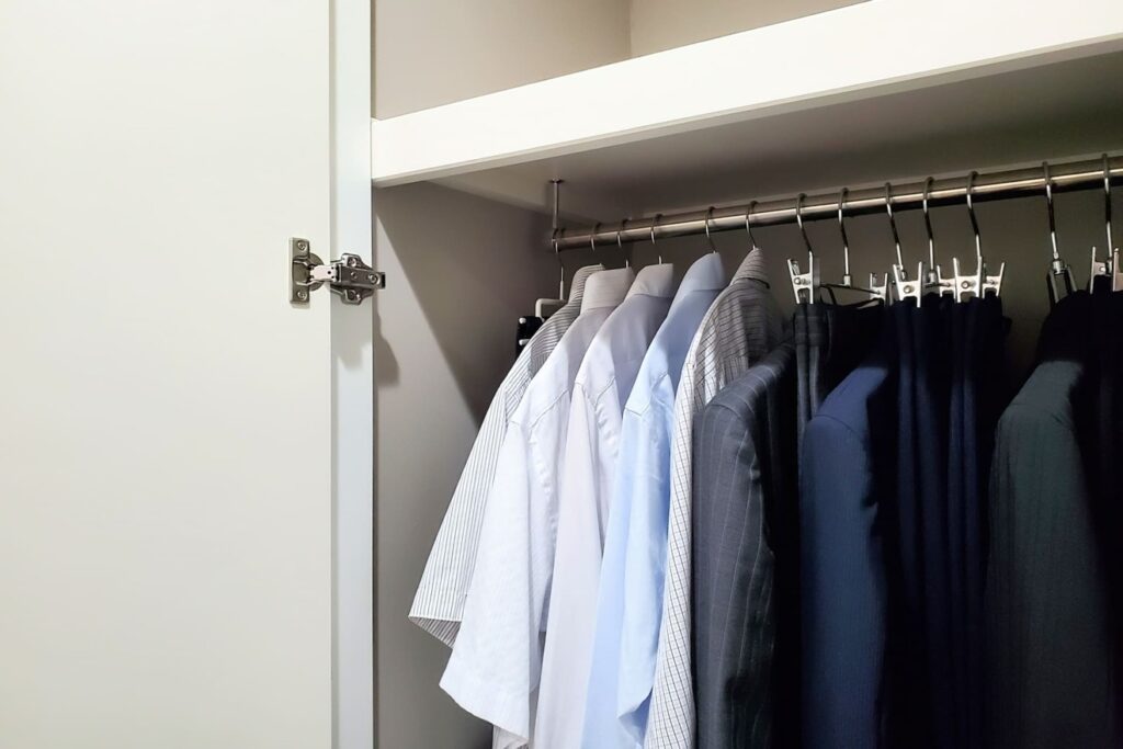 ミニマリストはスーツ何着必要か考察